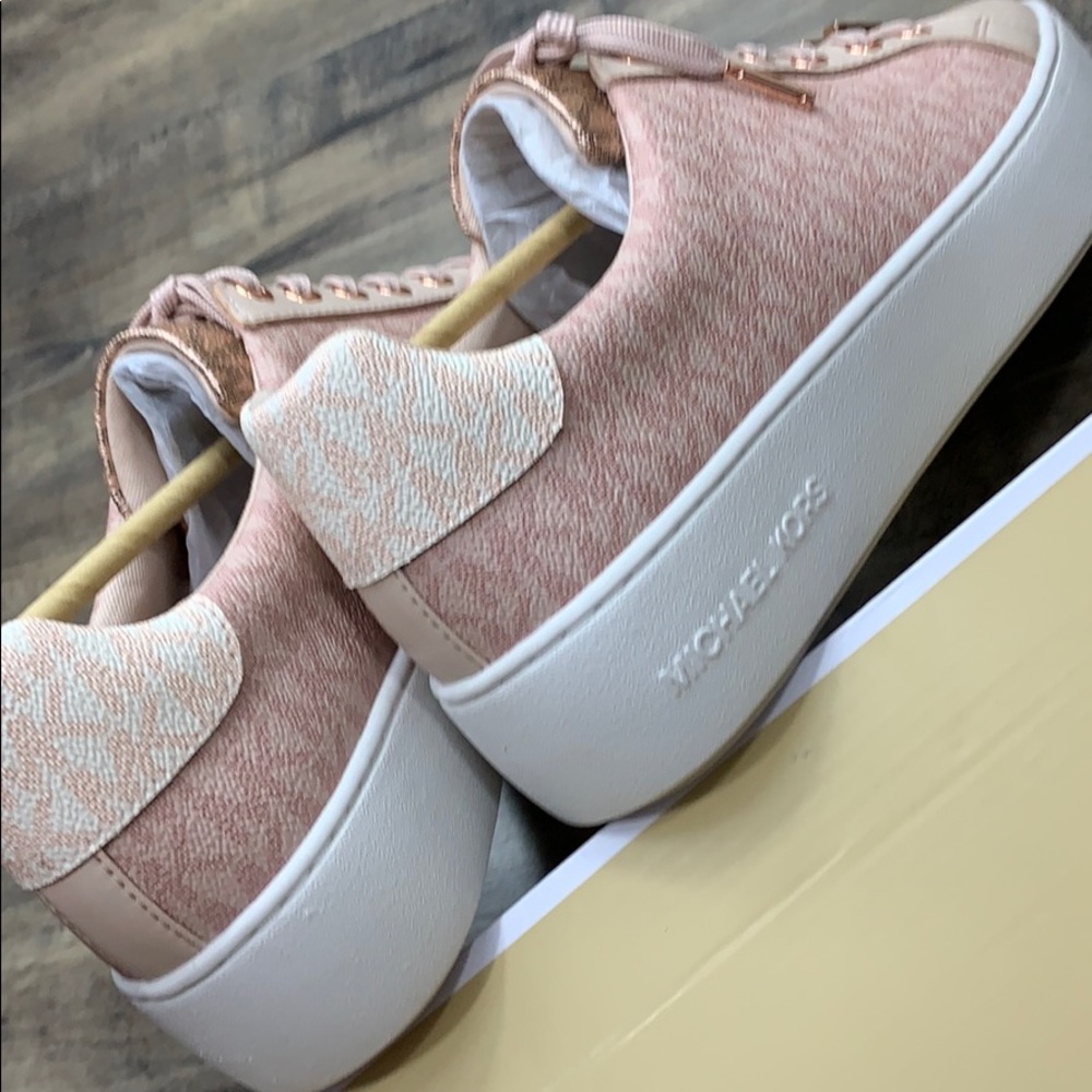 MICHAEL KORS POPPY LACE UP MINI MK LOGO PVC BALLET - Picture 11 of 16
